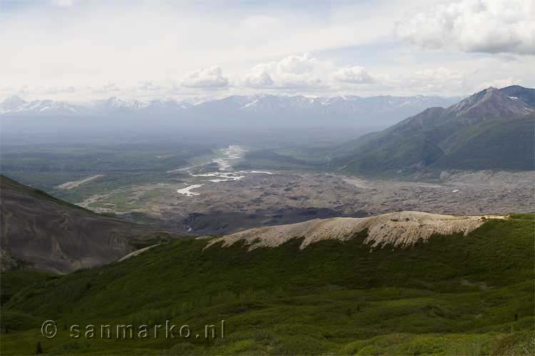 De uitloper van de Root Glacier in Alaska