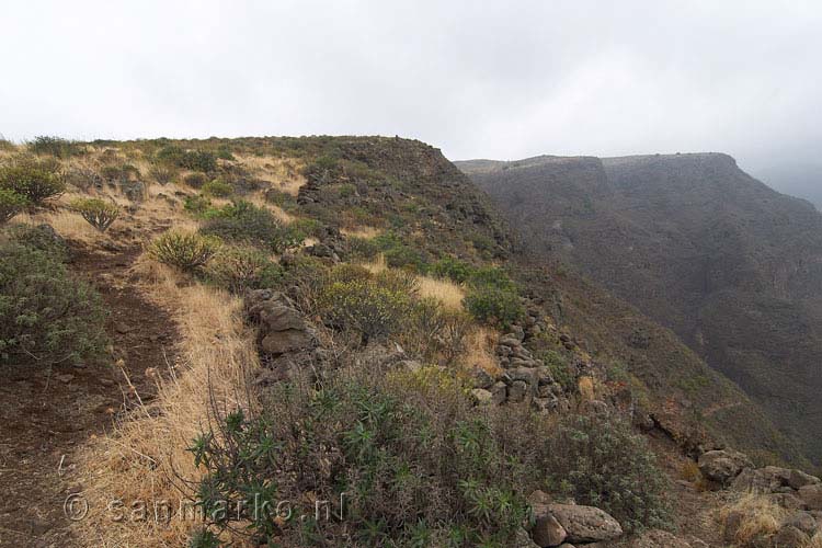 Het wandelpad bij Guayadeque is moeilijk te vinden - Wandelen bij Guayadeque - Gran Canaria - Canarische Eilanden - Spanje