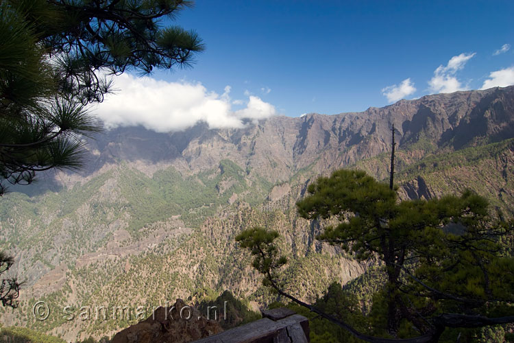 De Caldera de Taburiente vanaf het uitzichtpunt bij La Cumbrecita op La Palma