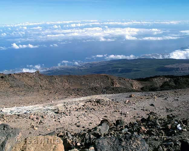Uitzicht over de zuidkant van Tenerife vanaf de vulkaan Teide