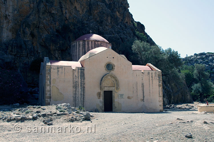 De Aghios Andonios kerk in de Aghiofarango kloof