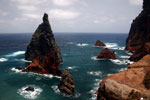 Veel verschillende kleuren in de rosten op Madeira - Wandelen naar Ponta de São Lourenço - Madeira - Portugal