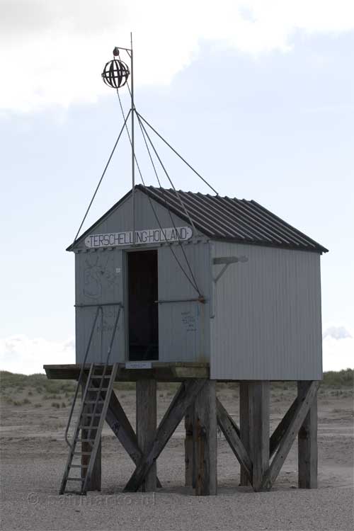 Het drenkelingenhuisje (Huuske op e hoek) - Strandwandeling naar Huuske van e hoek en de Boschplaat - Vakantie op Terschelling