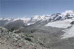 De Hörnlihütte en uitzicht richting o.a. de Monte Rosa in Zwitserland