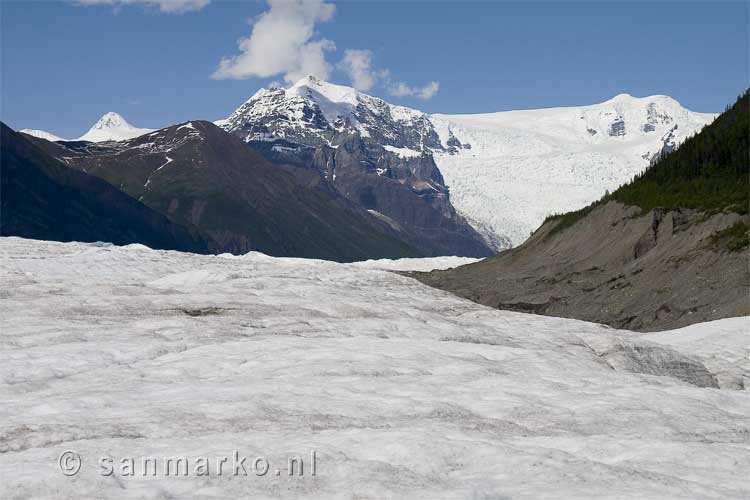 Een stukje de Root Glacier op