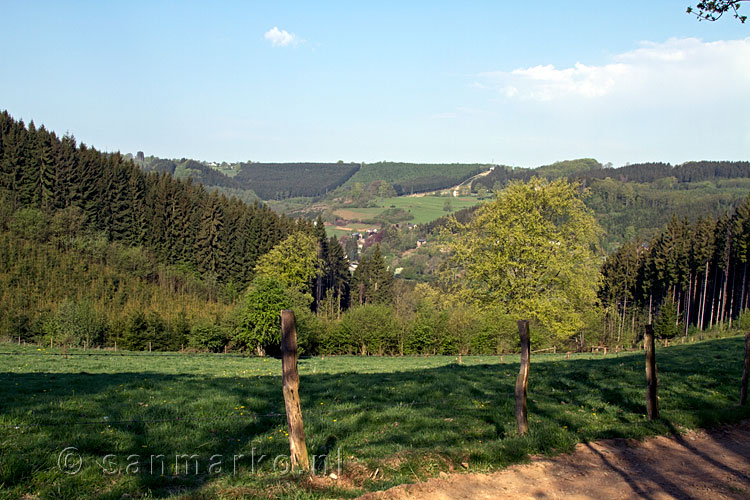 Uitzicht vanaf Chemin des Crêtes op het dal van de Warche