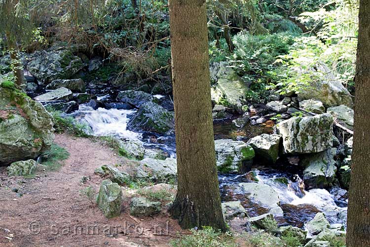 Watervallen in de La Hoëgne in de Ardennen in België