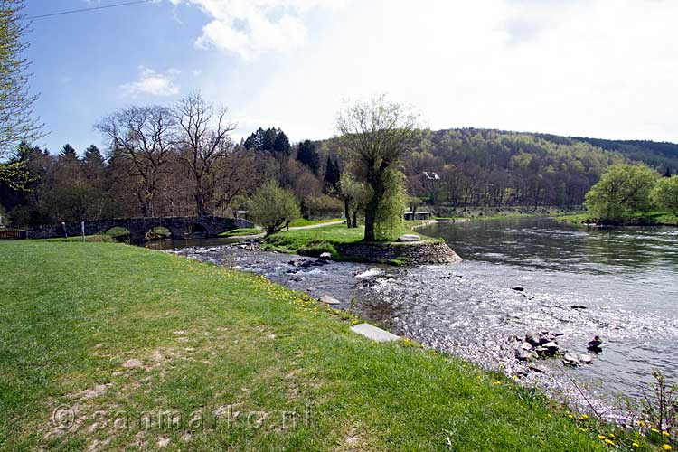 Een ontzettend mooi uitzicht over de Semois bij Vresse-sur-Semois België