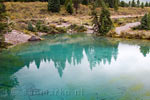 De blauwe meren van de Ink Pots in Banff NP in Canada