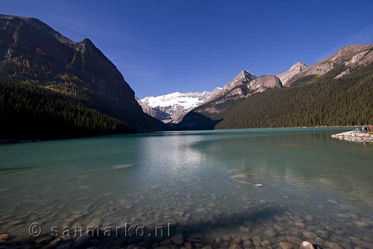 Het uitzicht op Lake Louise in Banff National Park in Canada