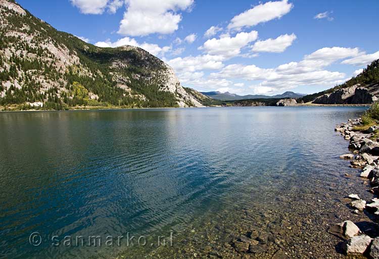 Een leuke pauze plek bij Crowsnest Lake richting Fernie in Canada