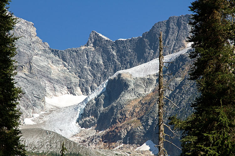 De Vaux Glacier onder Mount Sir Donald in Glacier NP in Canada