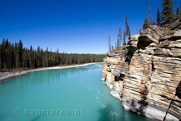 Door de Canyon hebben we een mooi uitzicht over de Athabasca River bij Jasper