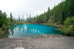 Vanaf het verste punt in de wandeling het uitzicht op Grassi Lakes bij Canmore