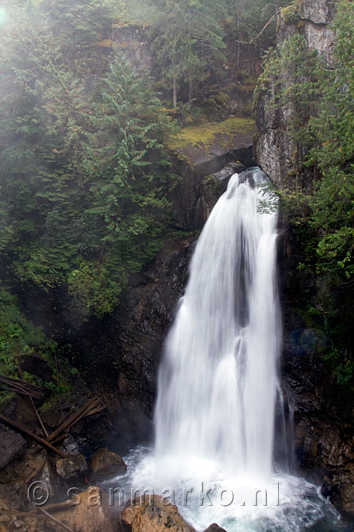 De Lady Falls in Strathcona Provincial Park op Vancouver Island in Canada