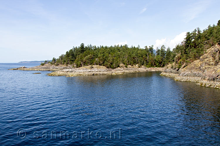 Uitzicht over de kust van de Sunshine Coast bij Francis Point bij Sechelt