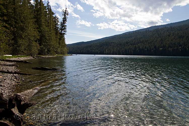 Nog een mooi uitzicht over Clearwater lake in Wells Gray Provincial Park