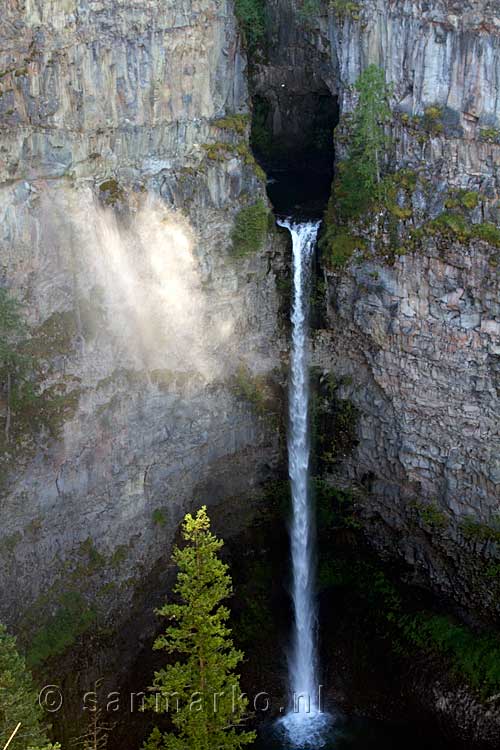 De Spahats Falls in Wells Gray Provinvial Park in Canada