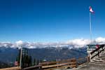 Het uitzicht vanaf de Blackcomb Mountain over de bergen rondom Whistler