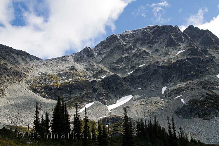 De kom van de Blackcomb Peak bij Whistler