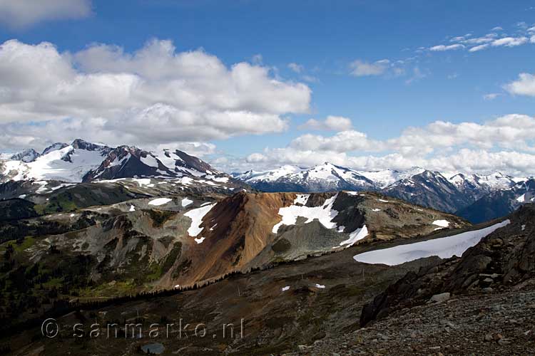 We hebben continue prachtige uitzichten vanaf de Whistler Mountain