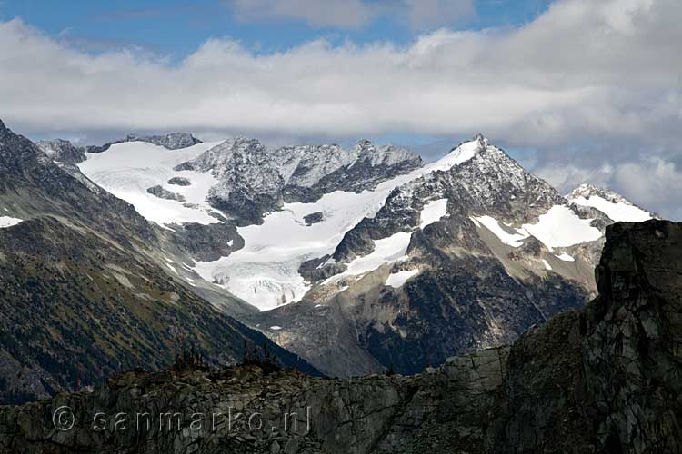 Het laatste mooie uitzicht vanaf de Whistler Mountain bij Whistler