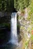 Vlakbij Whistler wandelen we een kleine wandeling naar de Brandywine Falls