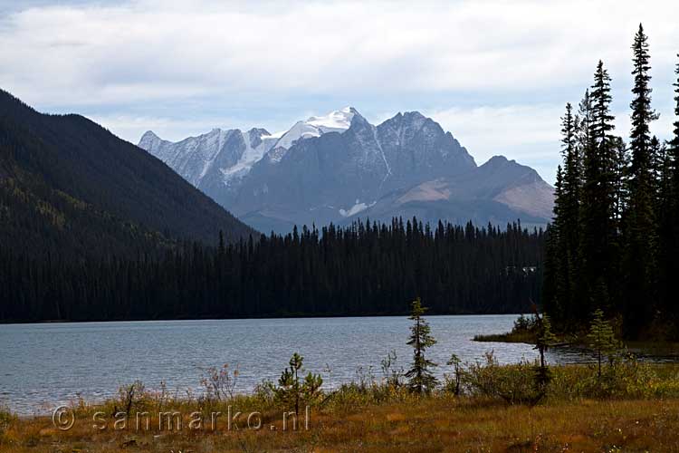 Burgess Montain gezien tijdens de wandeling rondom Emerald Lake