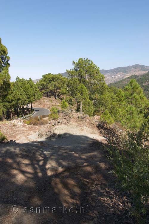 Ook vlakbij de parkeerplaats nog mooi uitzicht over Gran Canaria en een beetje schaduw