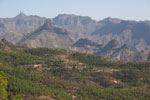 Uitzicht op Roque Nublo en Roque Bentaiga vanaf Altavista op Gran Canaria