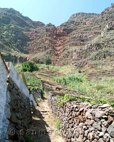 Het wandelpad omhoog van Agulo naar La Palmita op La Gomera