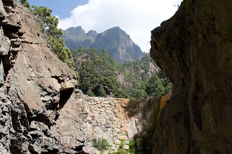 Uitzicht bij de Cascada Coloradas in de Caldera de Taburiente