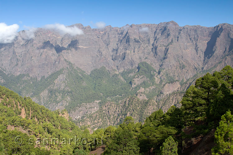 Uitzicht op de Caldera de Taburiente vanaf La Cumbrecita op La Palma