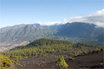 Vanaf een uitzichtpunt het uitzicht op de Caldera de Taburiente op La Palma