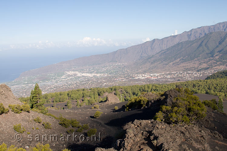 Uitzicht op Los Llanos de Aridane en El Paso op La Palma