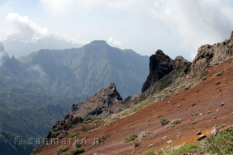 Pico Bejanado op boven de Caldera de Taburiente La Palma