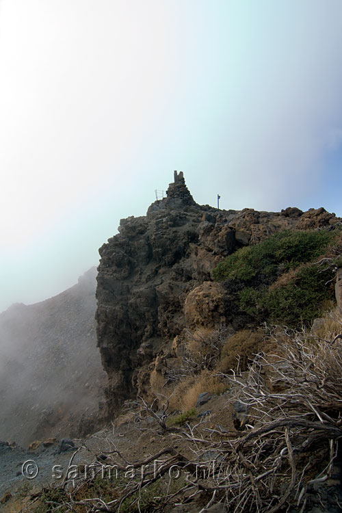 Het wandelpad verder naar de Pico Fuente Nueva bij de Caldera de Taburiente