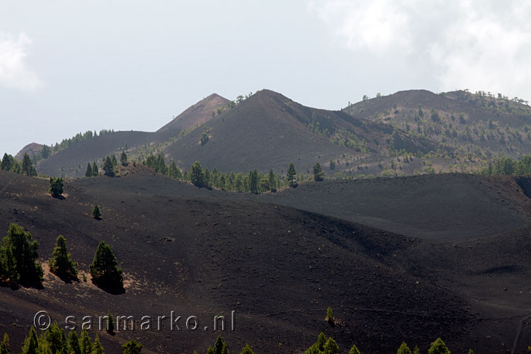 Montaña Negra en Volcán Martin vanaf de Ruta de los Volcanes op La Palma