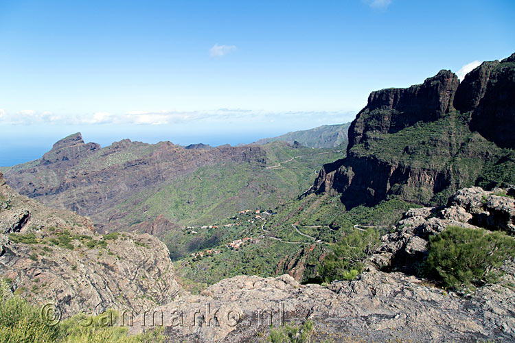 Uitzicht over het dal van Masca tijdens de wandeling naar Lomo de Tablado en Roque de La Cabezaca