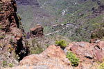 Vanaf het wandelpad het uitzicht op het dorp Masca op Tenerife op de Canarische Eilanden