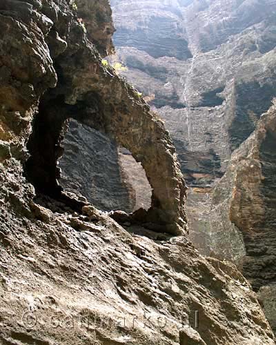Bijzondere rots formaties gevormd door erosie bij Masca op Tenerife