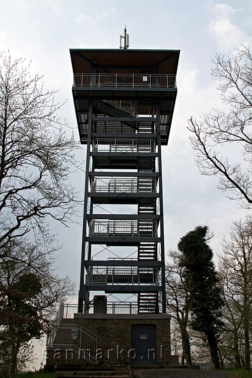 De uitkijktoren op de Prinzenkopfturm tijdens de panoramawandeling