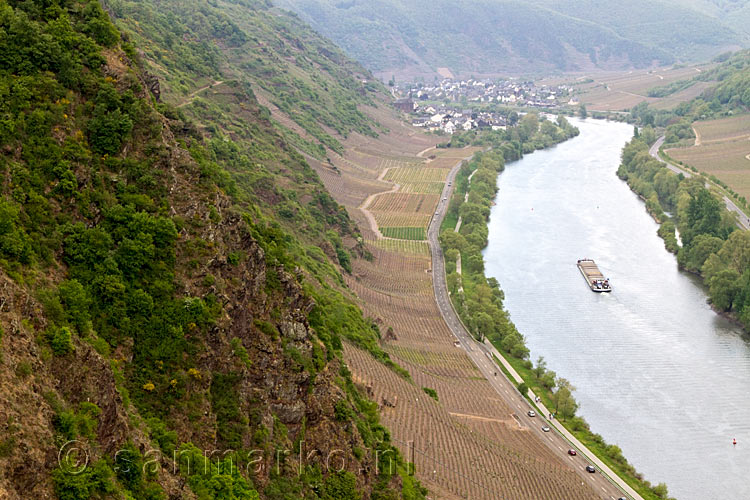 De schitterende natuur rondom de Moezel bij Ernst en Cochem