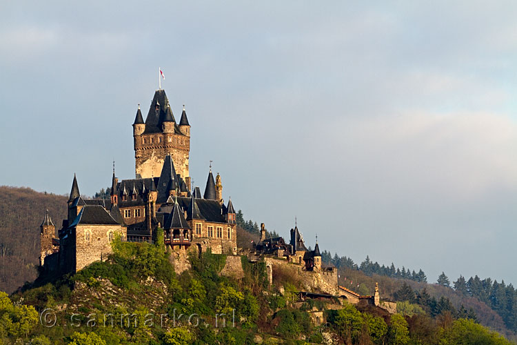 Het uitzicht vanaf ons hotel in Sehl op Reichsburg Cochem