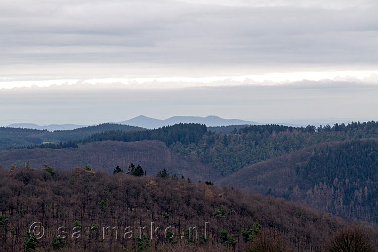 Tijdens de wandeling het uitzicht over de Eifel en het Siebengebirge bij Bonn