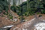 Na een korte wandeling wandelen we door de Teufelsschlucht bij Irrel in de Eifel