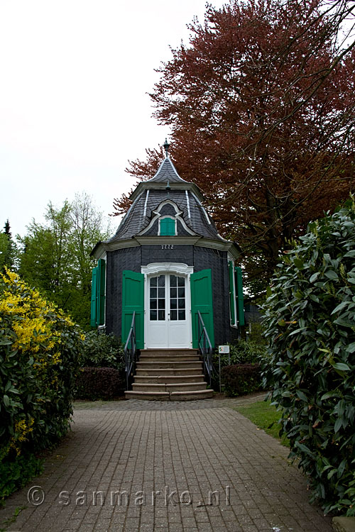 Historisch tuinhuis in Radevormwald uit 1772 in rokoko stijl