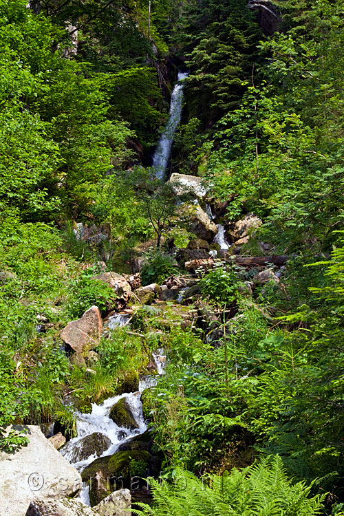 De Cascade du Rudlin waterval in de Vogezen