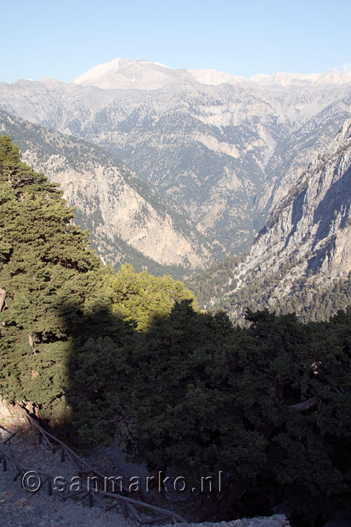 Pachnes (2453 m.) en de Samariakloof op Kreta