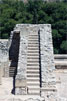 Een gerestaureerde trap bij de opgravingen van Knossos op Kreta
